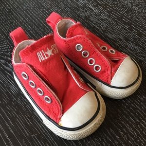Red baby Converse